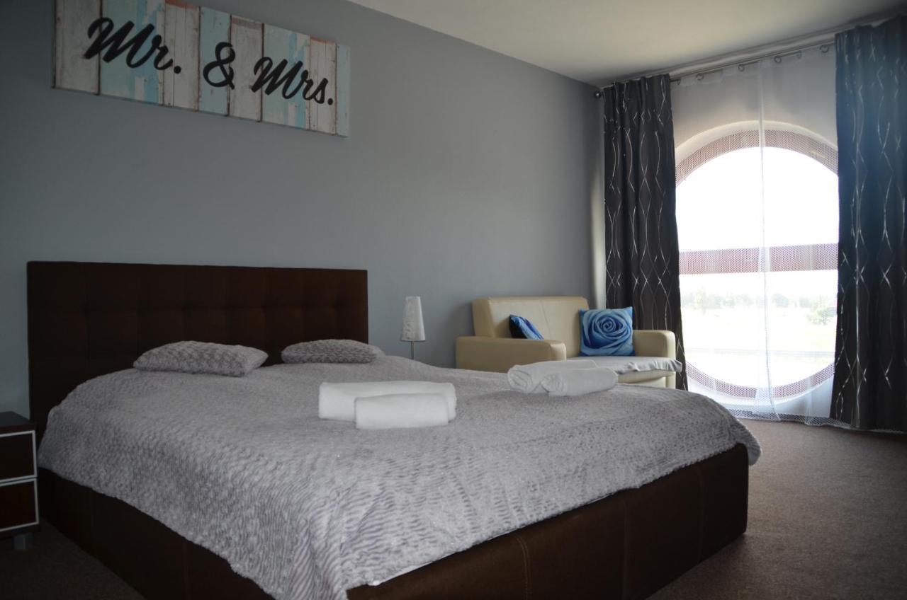 Hotel Tenis Chrzastowice Luaran gambar