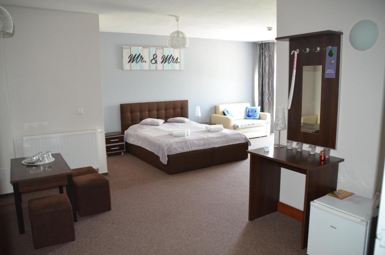Hotel Tenis Chrzastowice Luaran gambar