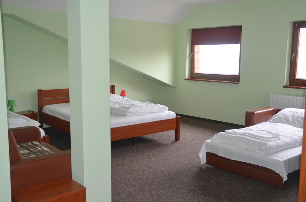 Hotel Tenis Chrzastowice Bilik gambar